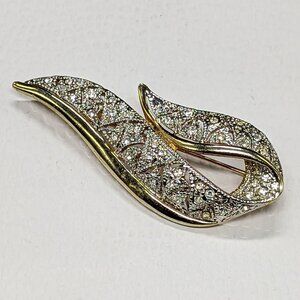 Elegant Vintage Gold-Tone & Rhinestone Leaf Brooch Curved Design 2.5" Ribbon